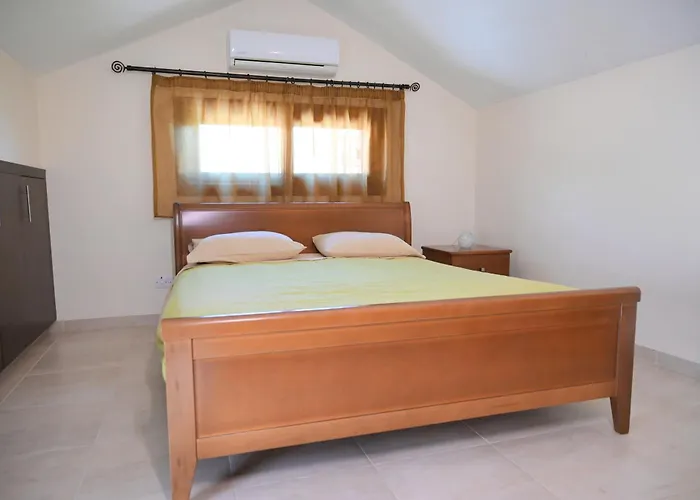 Kakopetria's House *